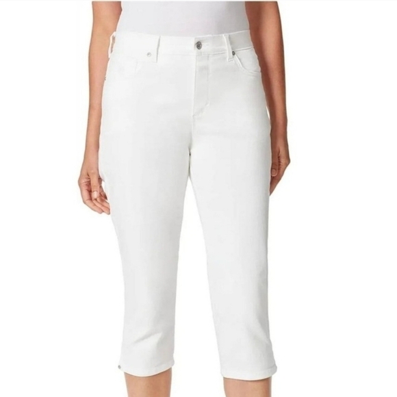 Gloria Vanderbilt White Capri‎ Jeans Size 4 NWT - Picture 1 of 9